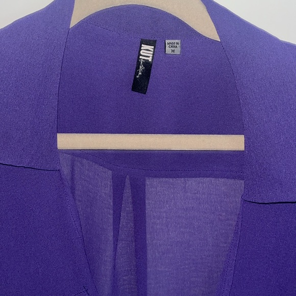 Low cut sheer purple top. Beautiful blouse - Picture 2 of 3